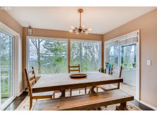 Photo #3: 20699275 Listing