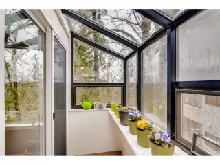 Photo #5: 20699275 Listing