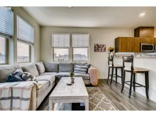 Photo #3: 20699522 Listing 