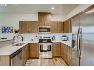 Photo #5: 20699522 Listing 