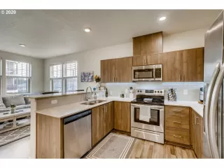 Photo #6: 20699522 Listing 