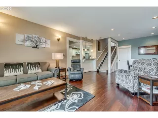 Photo #6: 20699892 Listing 