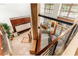 Photo #6: 207055289 Listing 