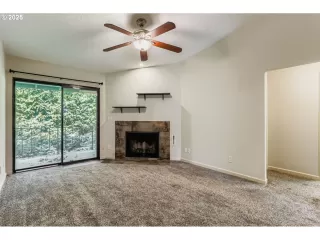 Photo #3: 207269969 Listing