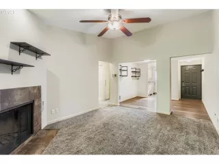 Photo #4: 207269969 Listing