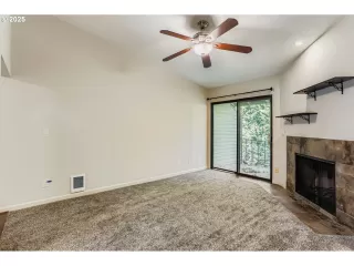 Photo #6: 207269969 Listing