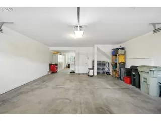 Photo #4: 207860762 Listing 