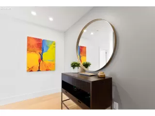 Photo #6: 208375362 Listing