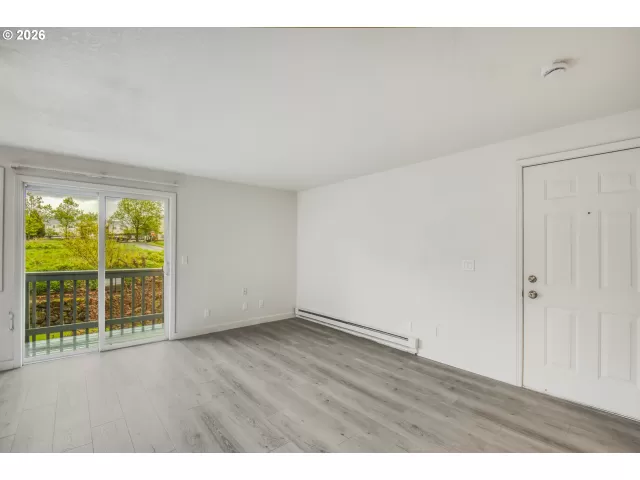 MLS: 209112595 Condo For Sale