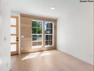 Photo #3: 209215087 Listing 