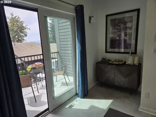 Photo #2: 210001040 Listing 