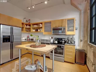 Photo #1: 21000829 Listing 