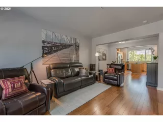 Photo #2: 21001026 Listing 