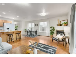 Photo #1: 21001693 Listing 