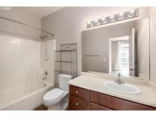 Photo #1: 21002042 Listing