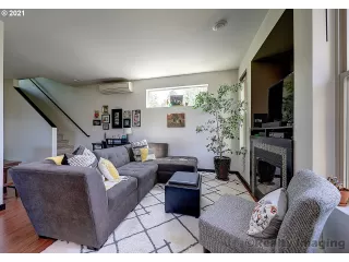 Photo #6: 21002477 Listing 