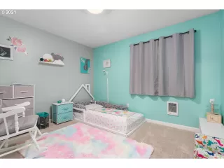 Photo #6: 21003579 Listing