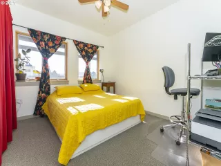 Photo #1: 21003641 Listing