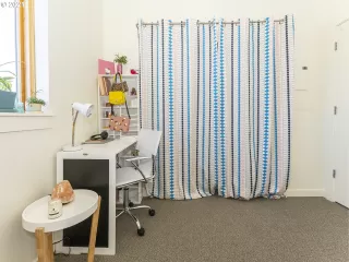 Photo #4: 21003641 Listing