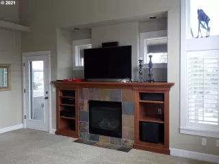 Photo #2: 21003732 Listing 