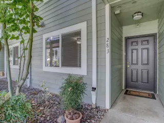 Photo #2: 21003789 Listing