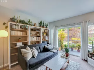 Photo #1: 21004067 Listing 