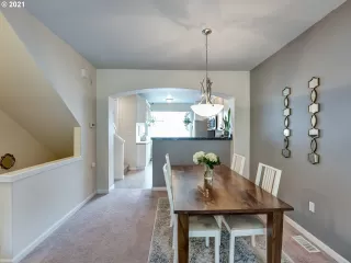 Photo #4: 21004067 Listing 