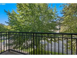 Photo #1: 21004224 Listing