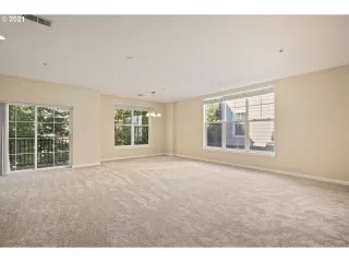 Photo #3: 21004224 Listing