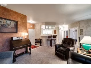 Photo #4: 21005485 Listing 