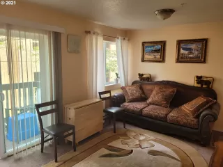 Photo #1: 21009148 Listing