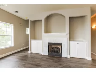 Photo #2: 21010109 Listing 