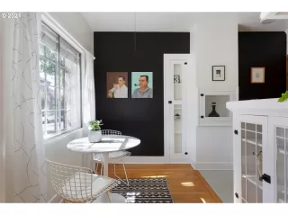 Photo #1: 21010644 Listing