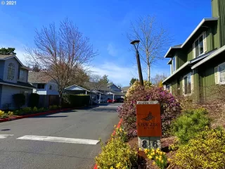 Photo #6: 21010768 Listing