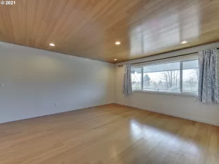 Photo #4: 21010874 Listing 