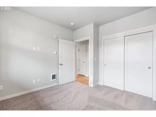 Photo #6: 21011619 Listing 