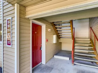 Photo #2: 21012282 Listing