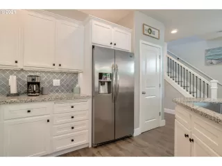 Photo #2: 21013790 Listing 