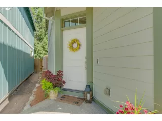 Photo #4: 21013790 Listing 