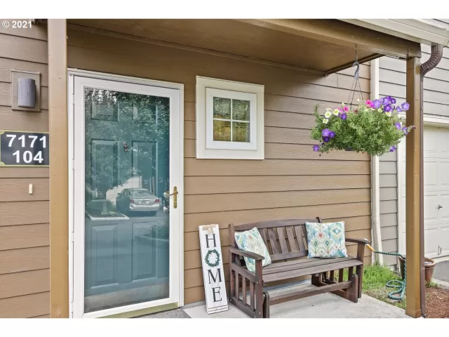 MLS: 21013897 Condo For Sale