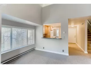 Photo #5: 21014726 Listing 