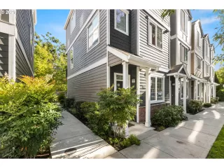 Photo #1: 21015126 Listing