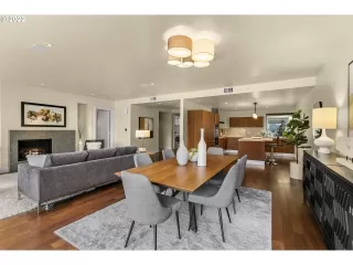 Photo #1: 21015985 Listing 