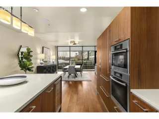 Photo #6: 21015985 Listing 