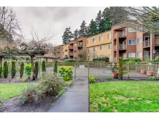 Photo #1: 21018283 Listing