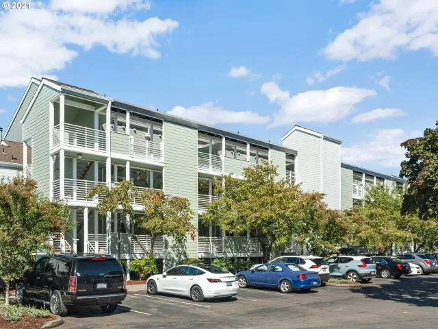 MLS: 21018320 Condo For Sale