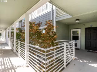 Photo #1: 21018320 Listing