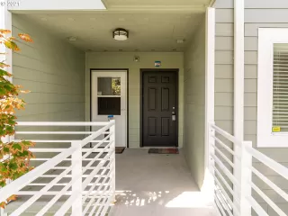 Photo #2: 21018320 Listing