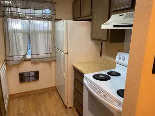 Photo #5: 21018526 Listing 