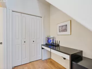 Photo #2: 21019768 Listing